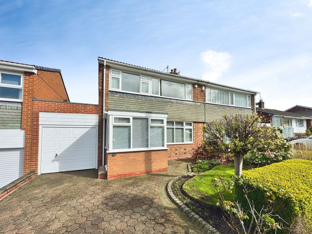 Property photo 1 of 11 Photo 6