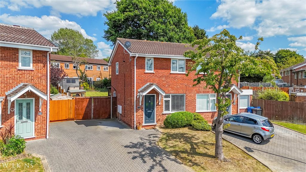 Property photo 1 of 20 Picture No. 02