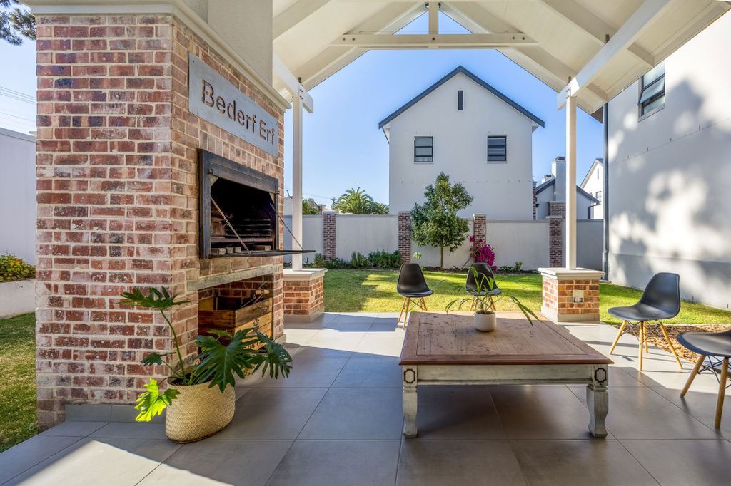 Property photo 3 of 28 Dbv1721452