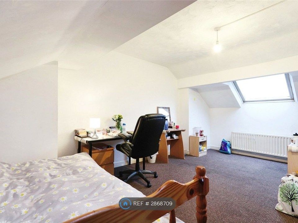 Property photo 2 of 7
