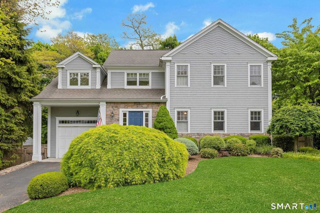 Property photo 1 of 31