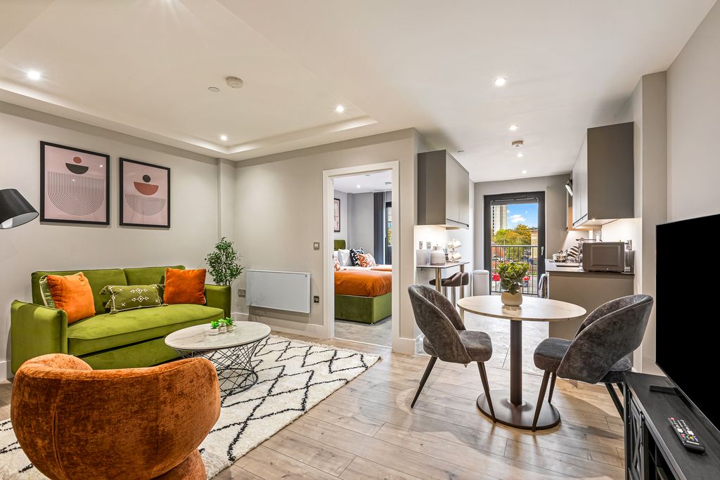 Property photo 3 of 10 Image