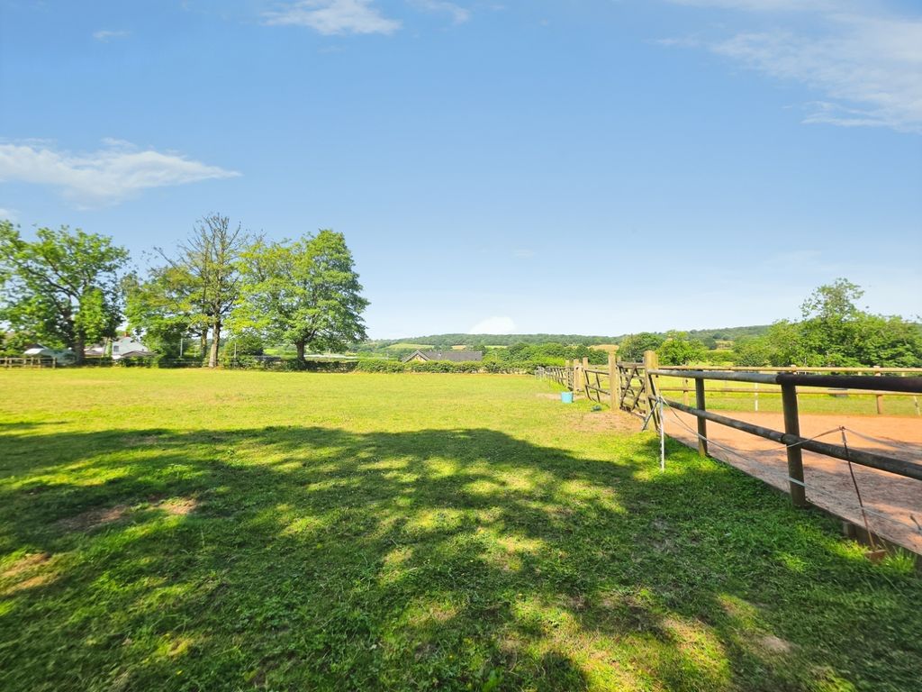 Property photo 2 of 29 Pbox-Img.Jpg