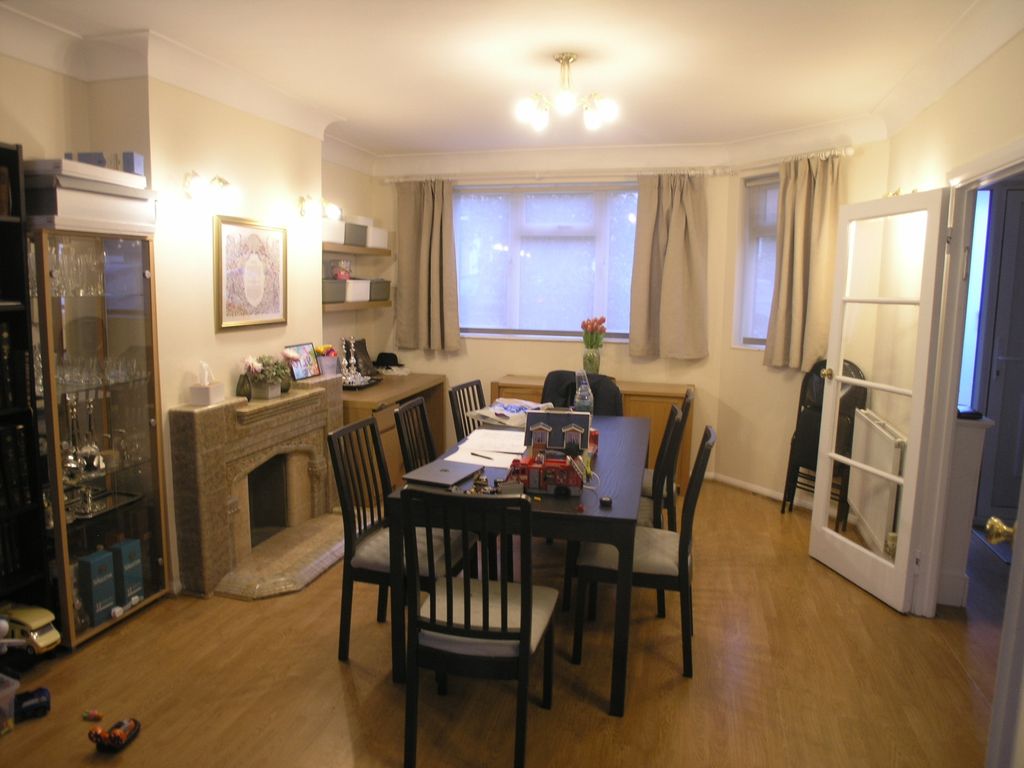 Property photo 2 of 10 P1014959