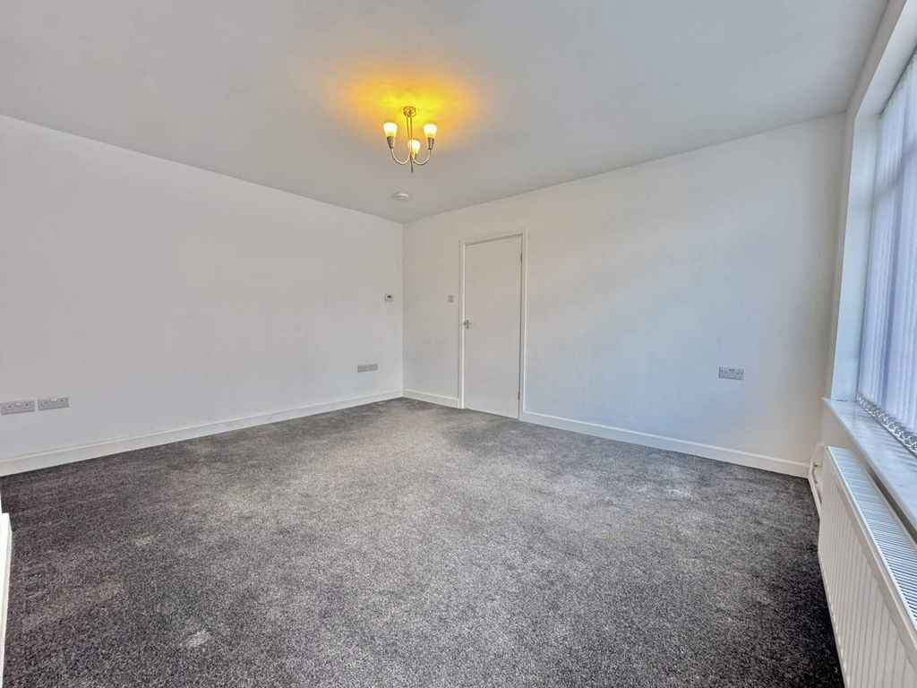 Property photo 3 of 19 Not Specified