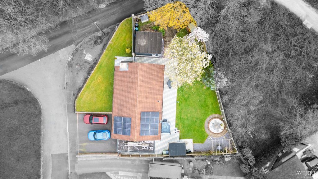 Property photo 1 of 27 4986893