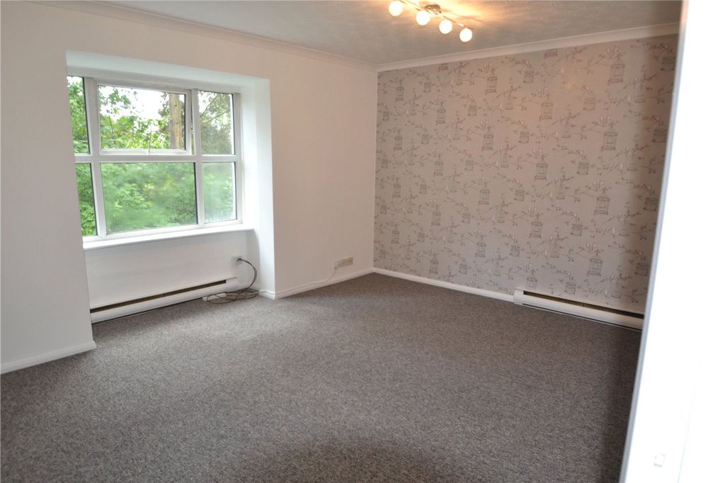 Property photo 3 of 12 Picture No. 18