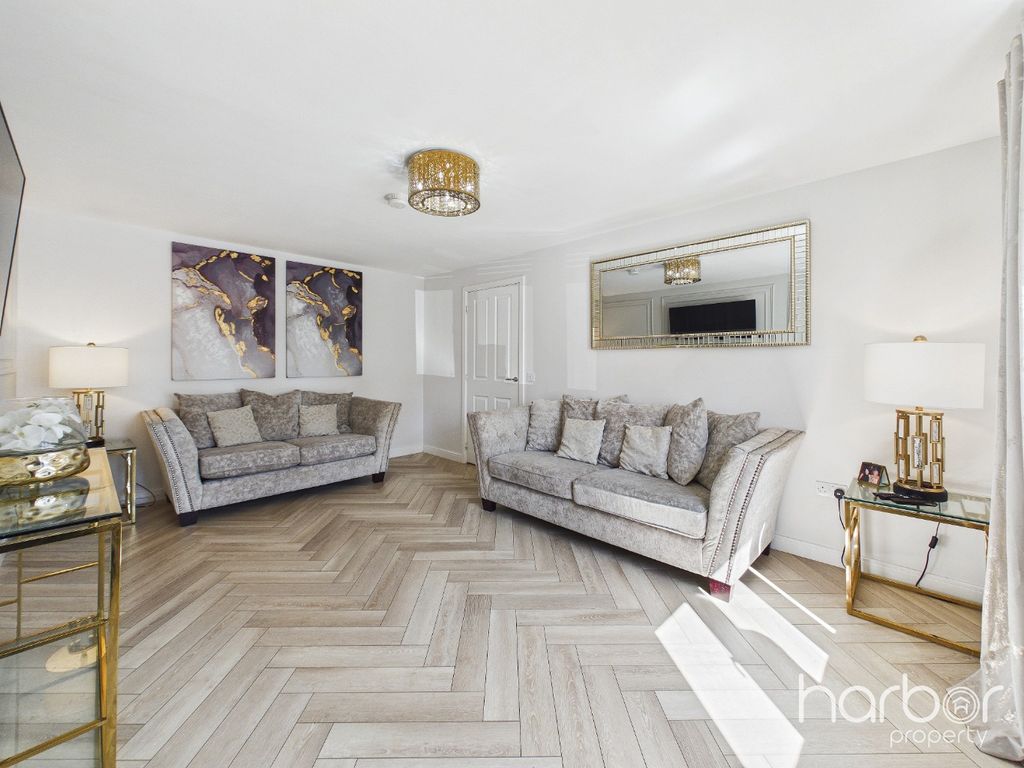 Property photo 3 of 30 5132655