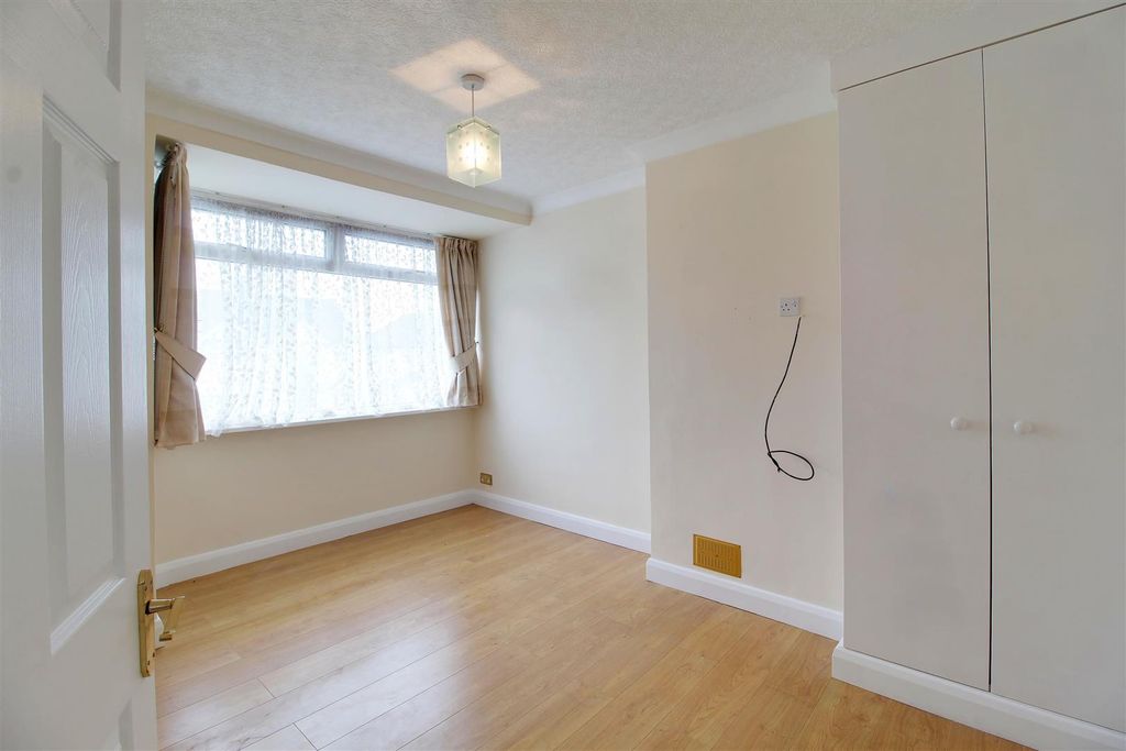 Property photo 2 of 12 Img_6439-Img_6441.Jpg