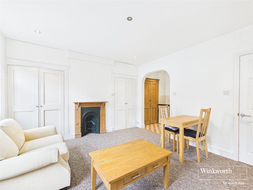 Property photo 3 of 8 Picture No. 26