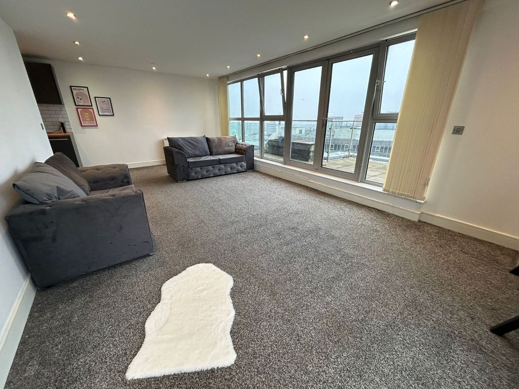 Property photo 1 of 10 Picture No. 08
