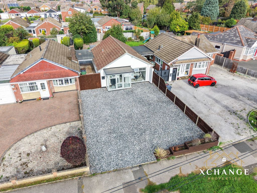 Property photo 1 of 27