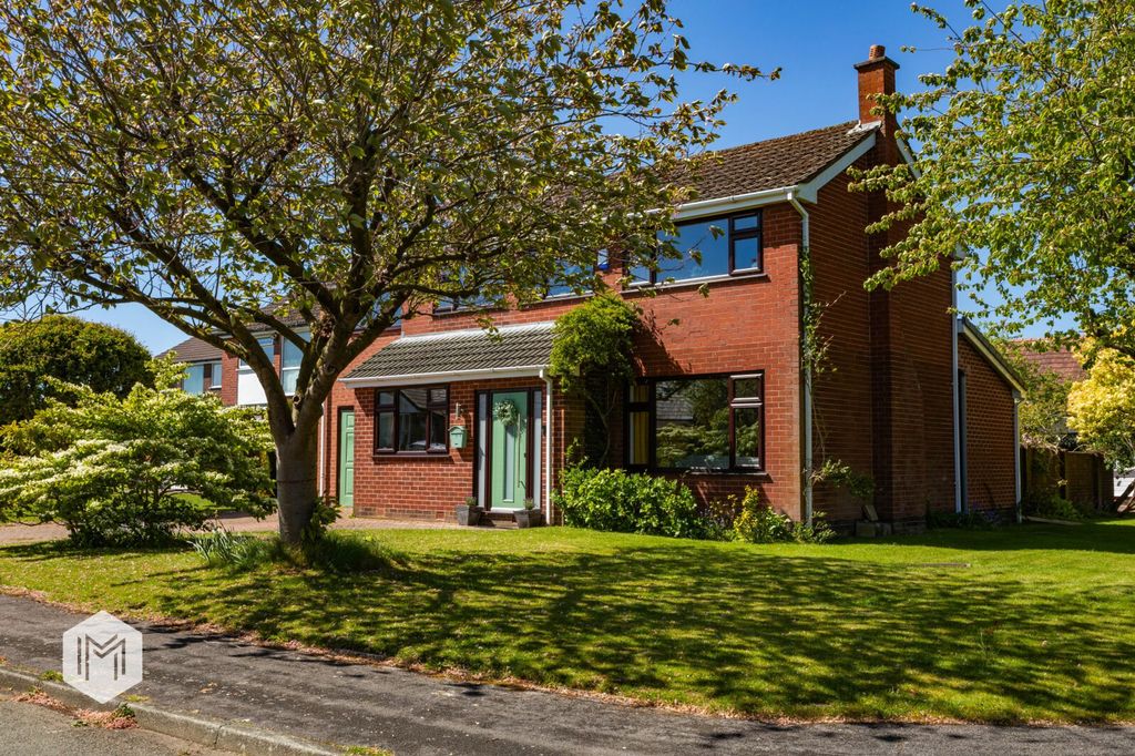 Property photo 1 of 37