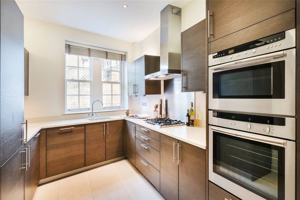 Property photo 3 of 19 Picture No. 44