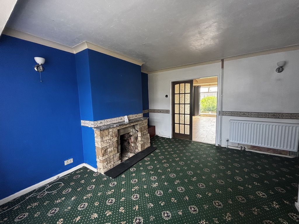 Property photo 2 of 14 Gallery