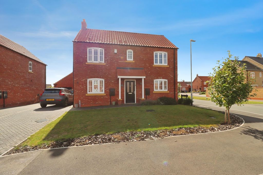 Property photo 1 of 24