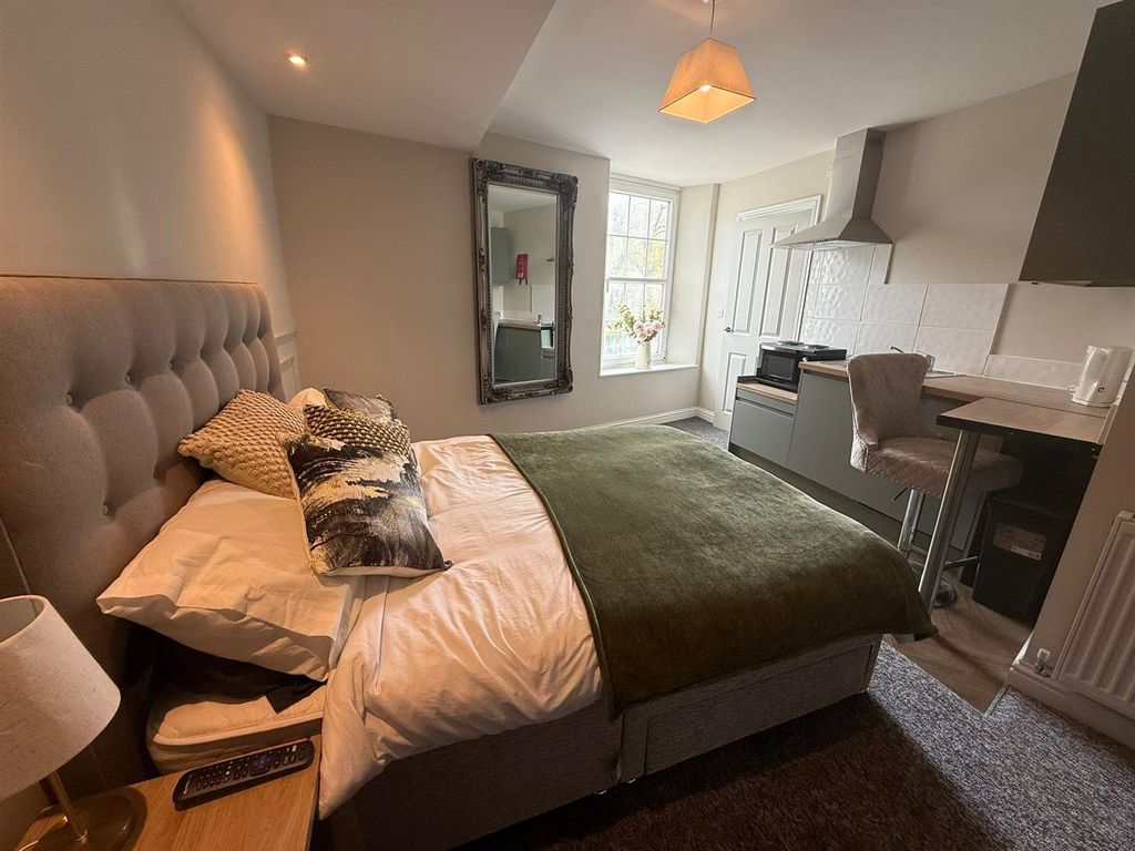 Property photo 1 of 10 Room 3 Pics.Jpeg