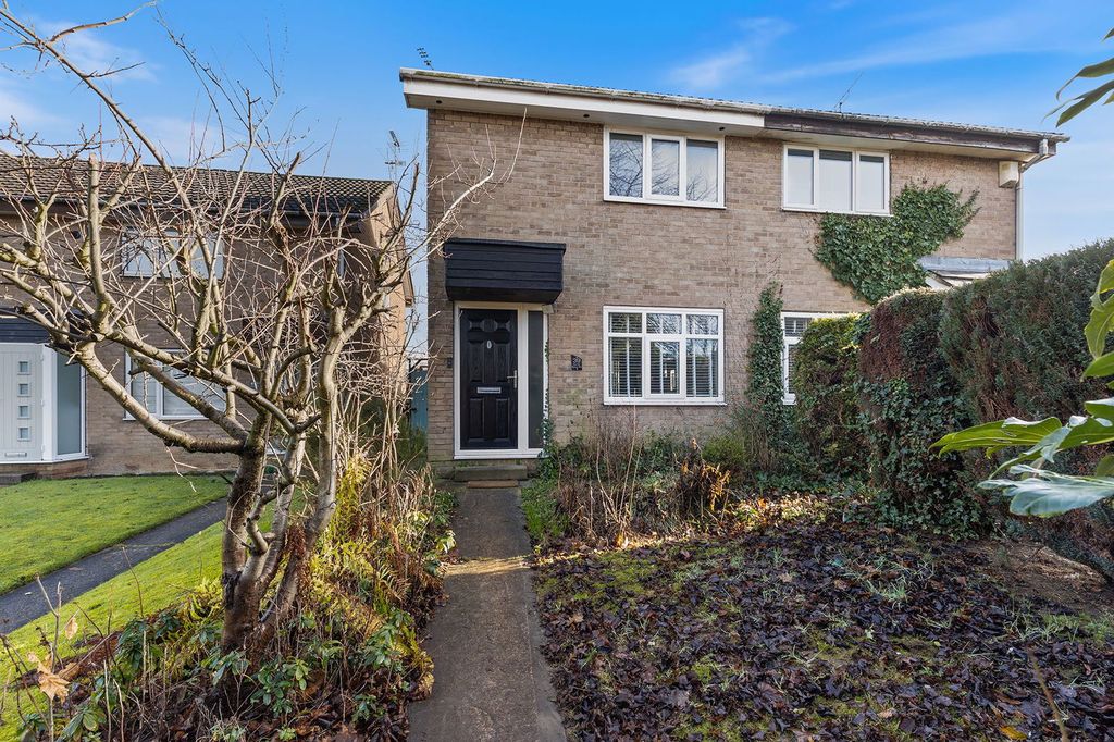 Property photo 1 of 25