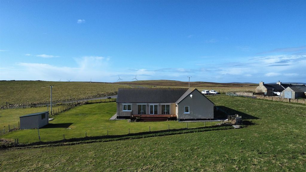 Property photo 2 of 23