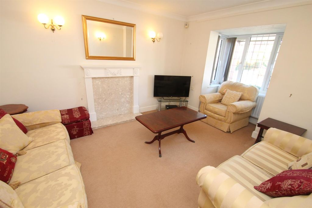 Property photo 2 of 11 Img_9742.Jpg