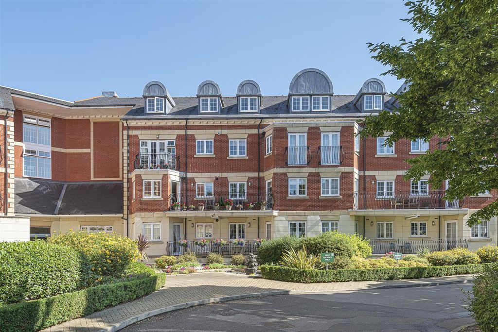 Property photo 1 of 7