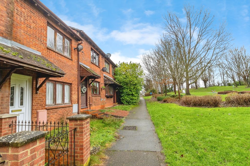 Property photo 3 of 20 Pbox-Img.Jpg