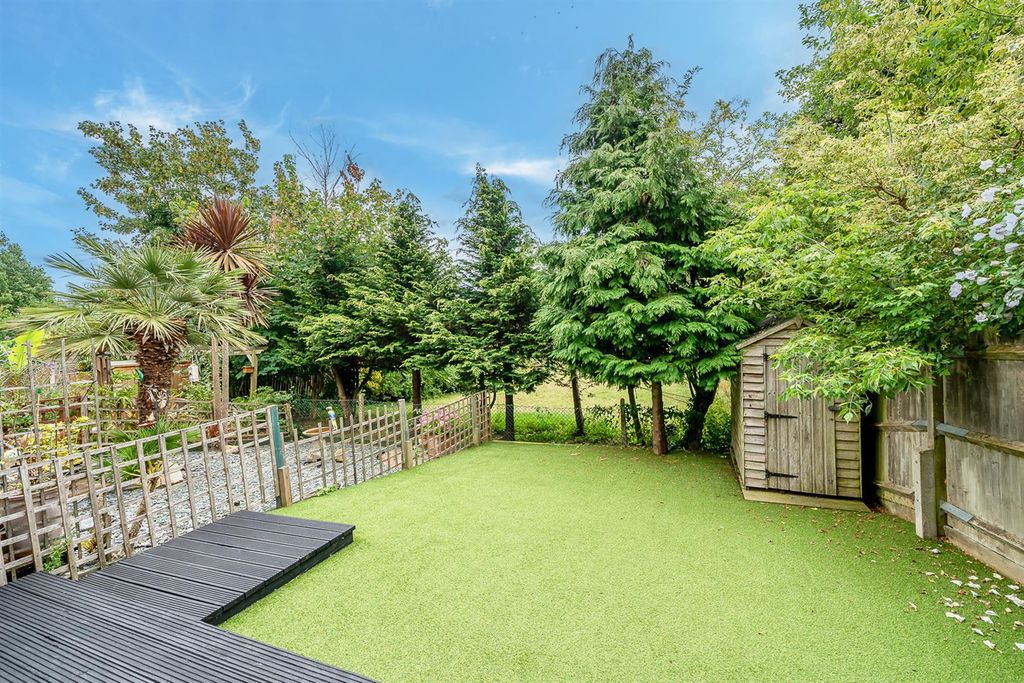 Property photo 2 of 17 Rear Garden