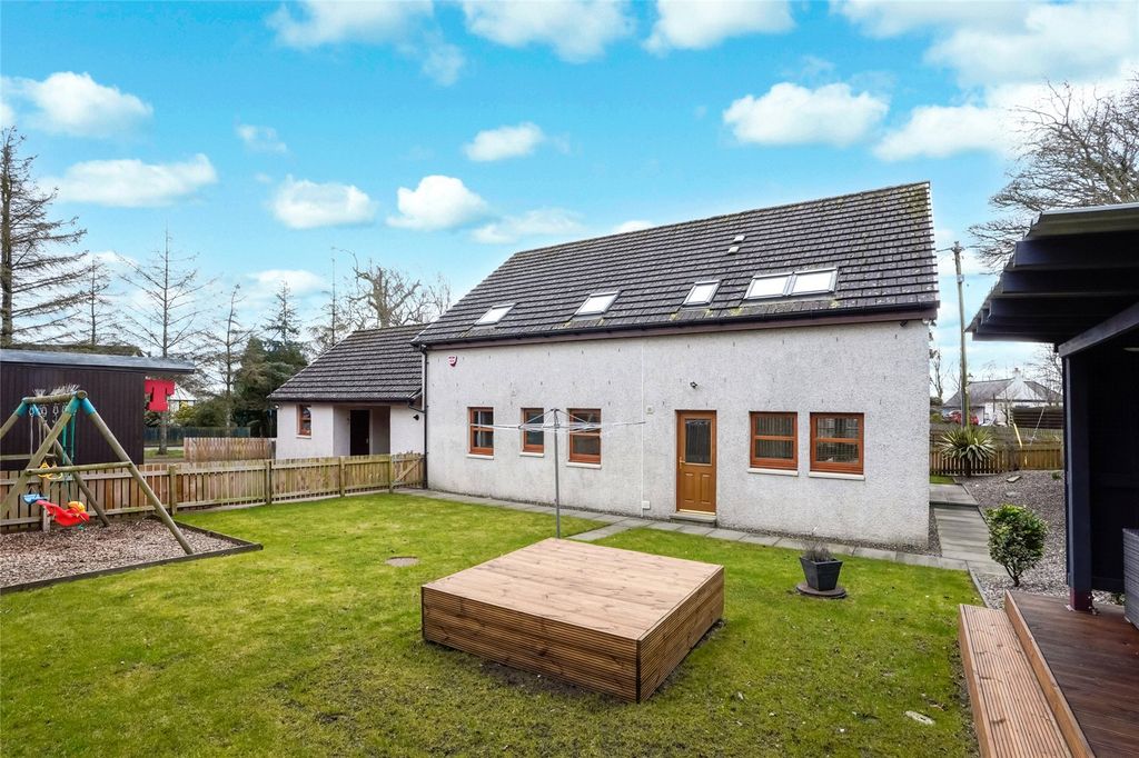 Property photo 1 of 26 Picture No. 09