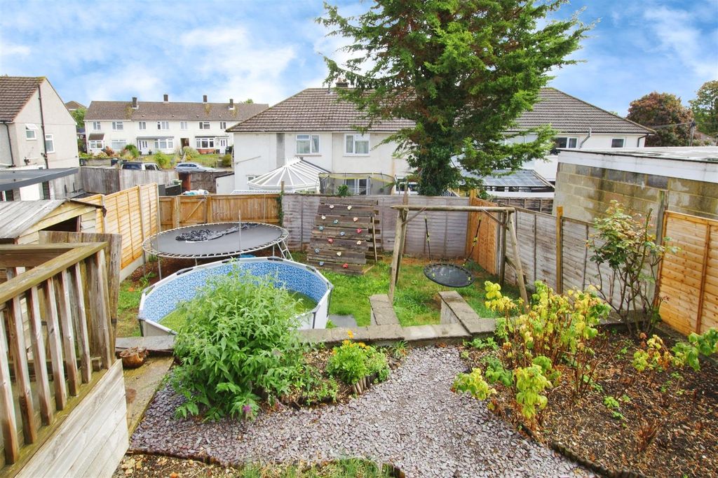 Property photo 2 of 16 Rear Garden