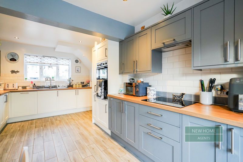 Property photo 2 of 27 Photo 23