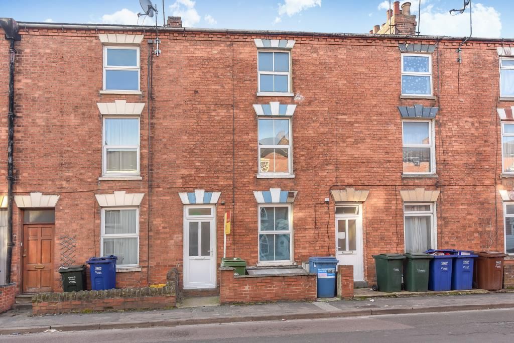 Property photo 3 of 10 Front Exterior