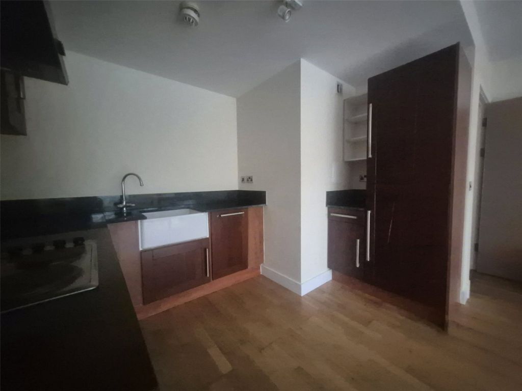 Property photo 3 of 5 Picture No. 04