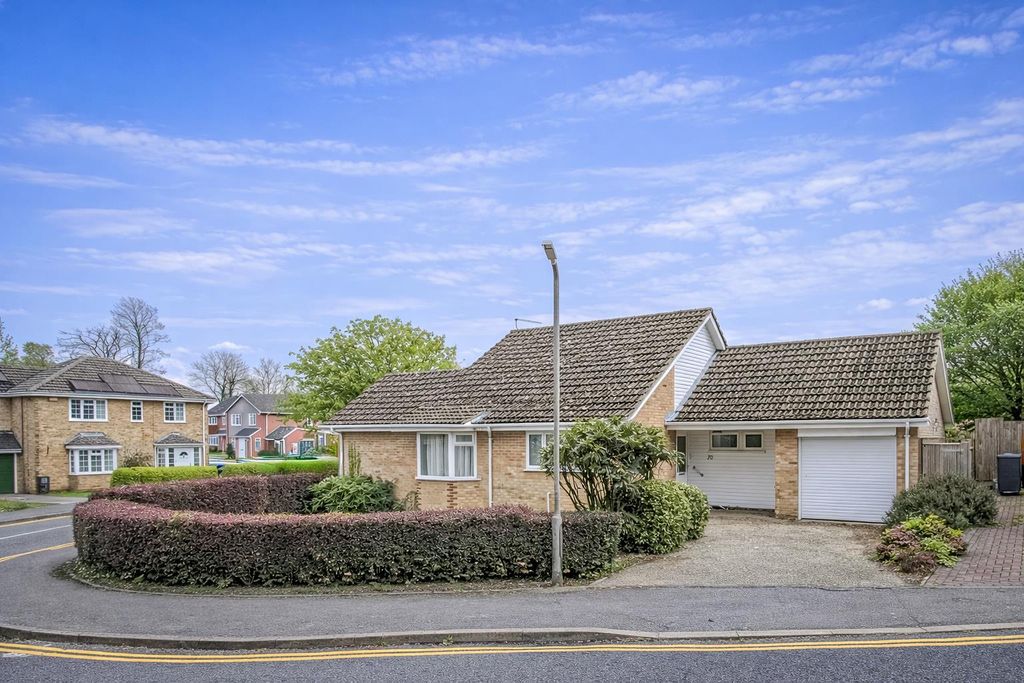 Property photo 1 of 20 20 Rochester (2).Jpg