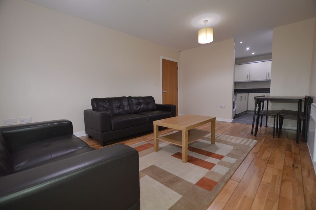 Property photo 2 of 9 Dsc_0807