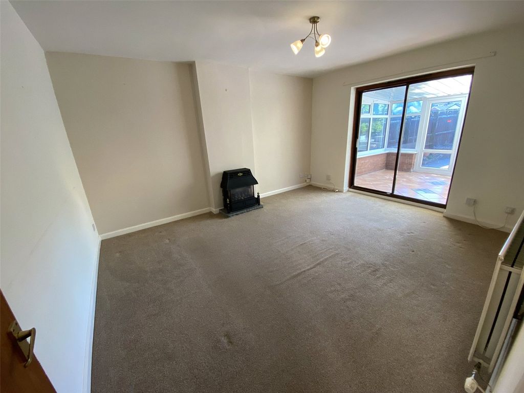 Property photo 3 of 14 Picture No. 30