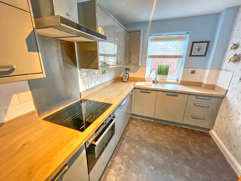 Property photo 3 of 16 Img_0669