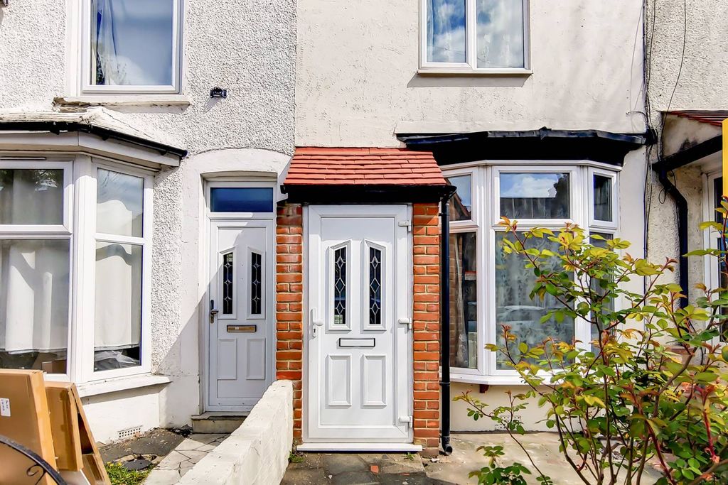 Property photo 1 of 14