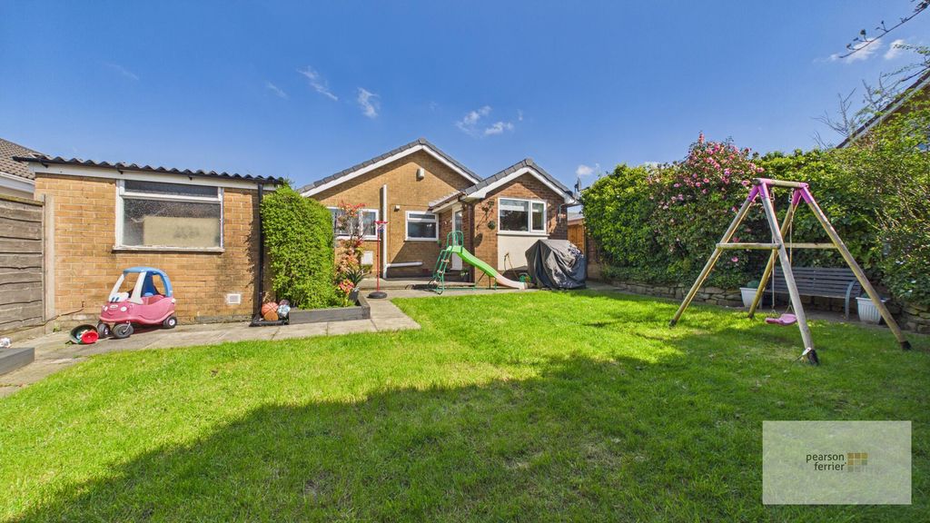 Property photo 2 of 18 Rear (Exterior)