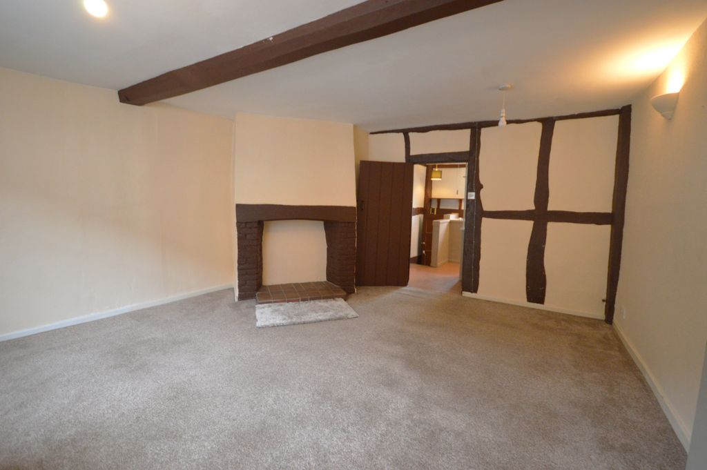 Property photo 3 of 12 Living Room