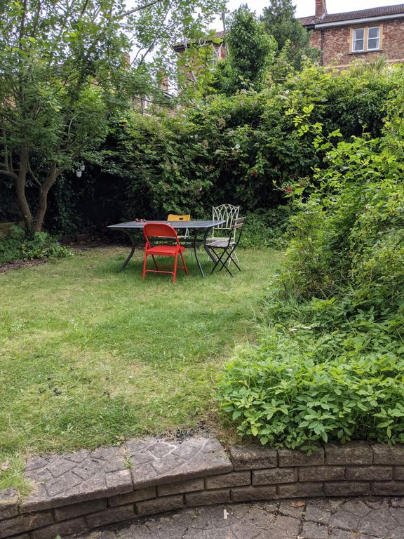 Property photo 2 of 12 A Well-Maintained Garden With A Table And Chairs, ...