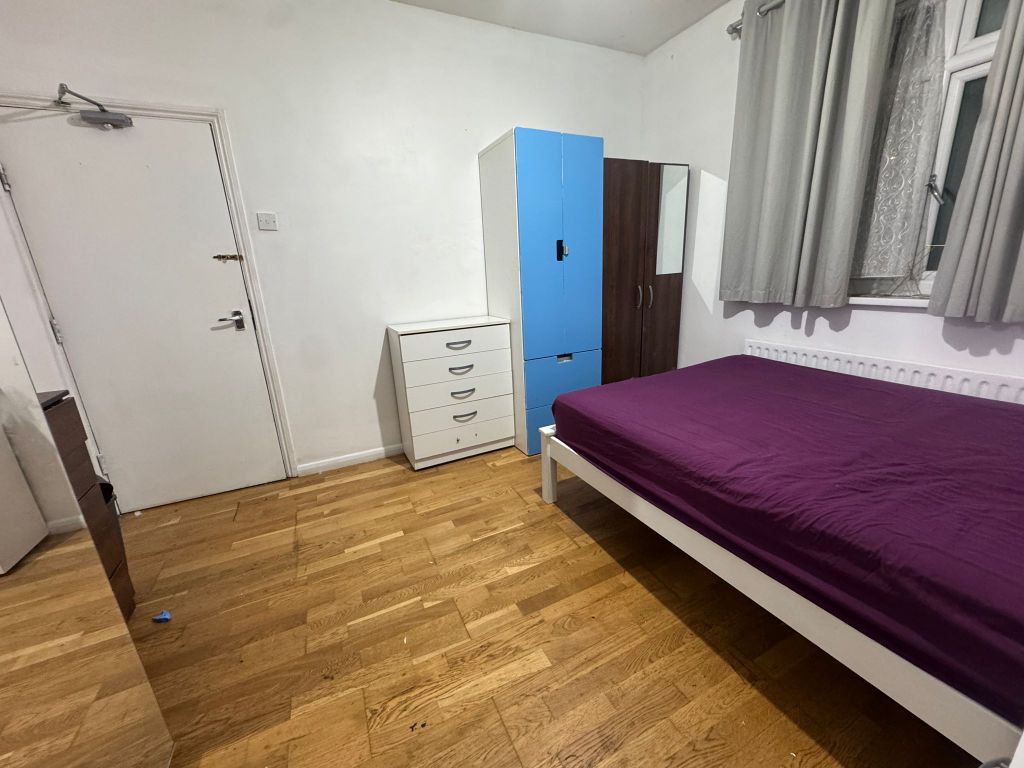 Property photo 3 of 3