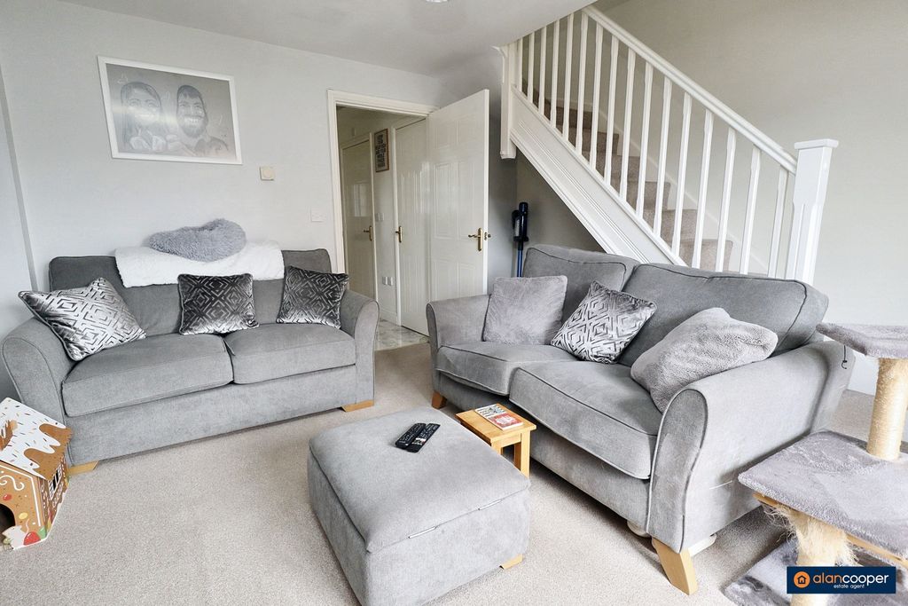 Property photo 3 of 20 4334343