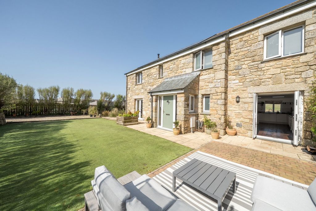 Property photo 1 of 24