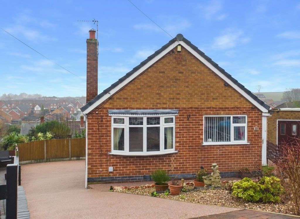 Property photo 1 of 14 Front