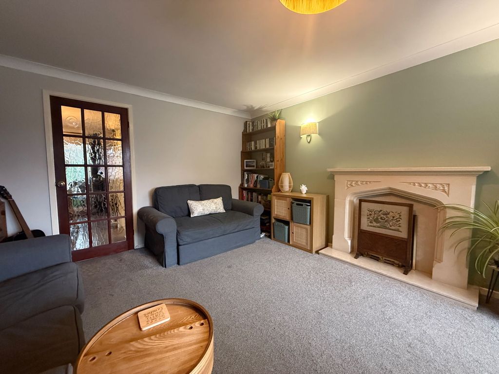 Property photo 2 of 21