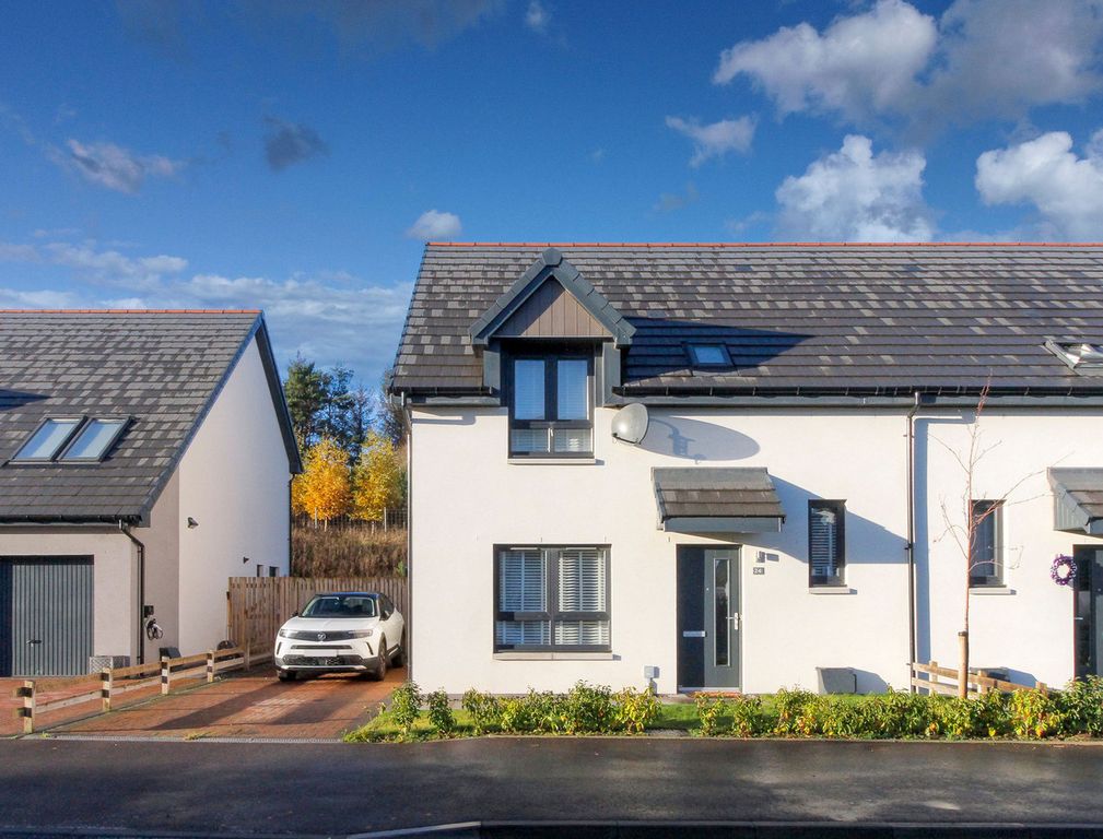 Property photo 2 of 35