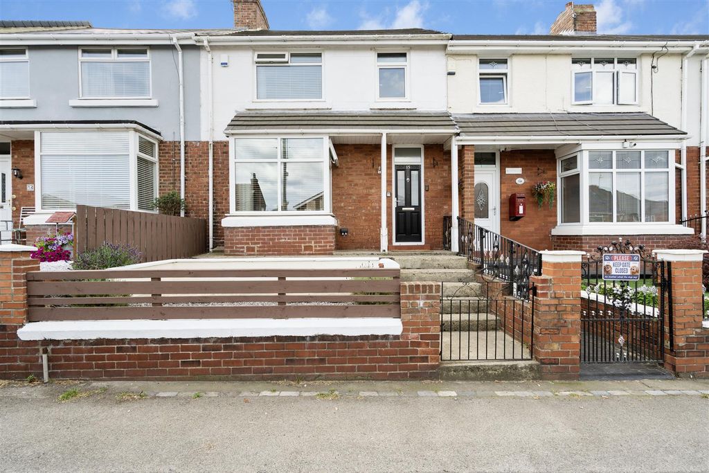 Property photo 1 of 20