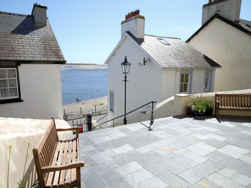 Property photo 3 of 32