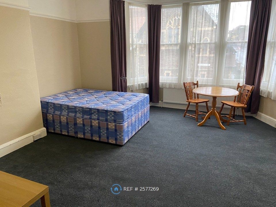 Property photo 1 of 6