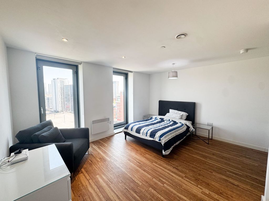 Property photo 2 of 12 Michgianpointtowera00001Img_5076_Edited.Jpg